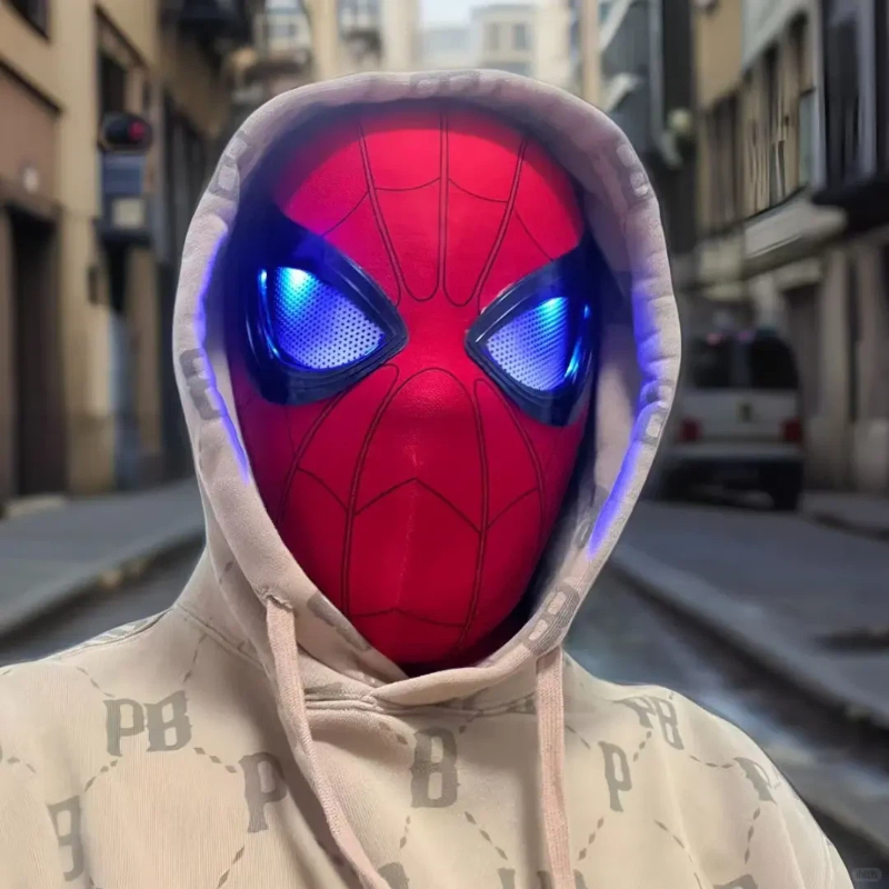Hełm Spider-Mana z ruchomymi o – Men'S Accessories Display recenzja i cena